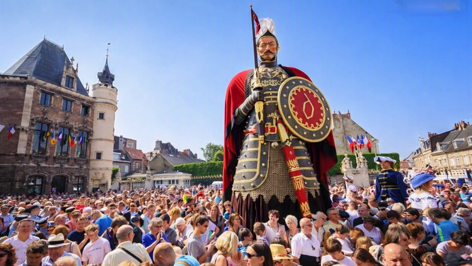 Le géant Monsieur Gayant lors du défilé à Douai